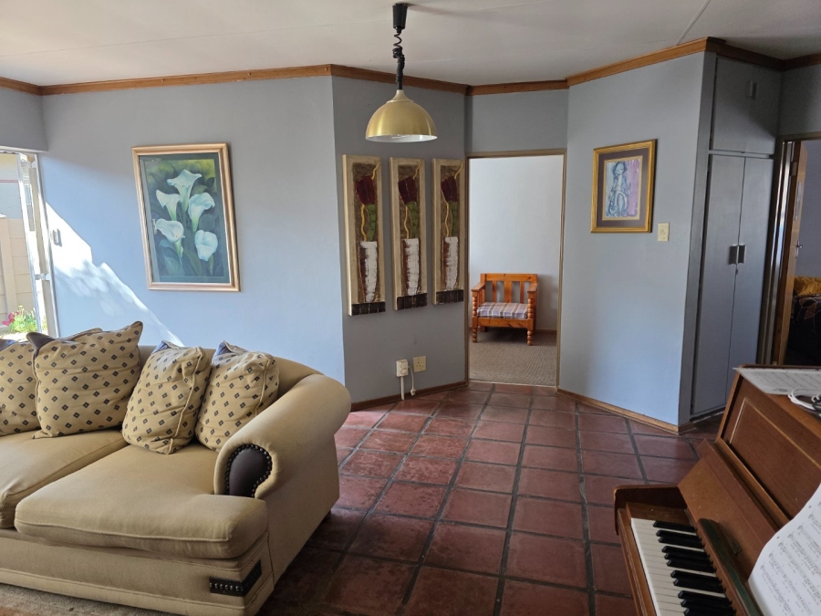 To Let 2 Bedroom Property for Rent in Heuwelsig Free State